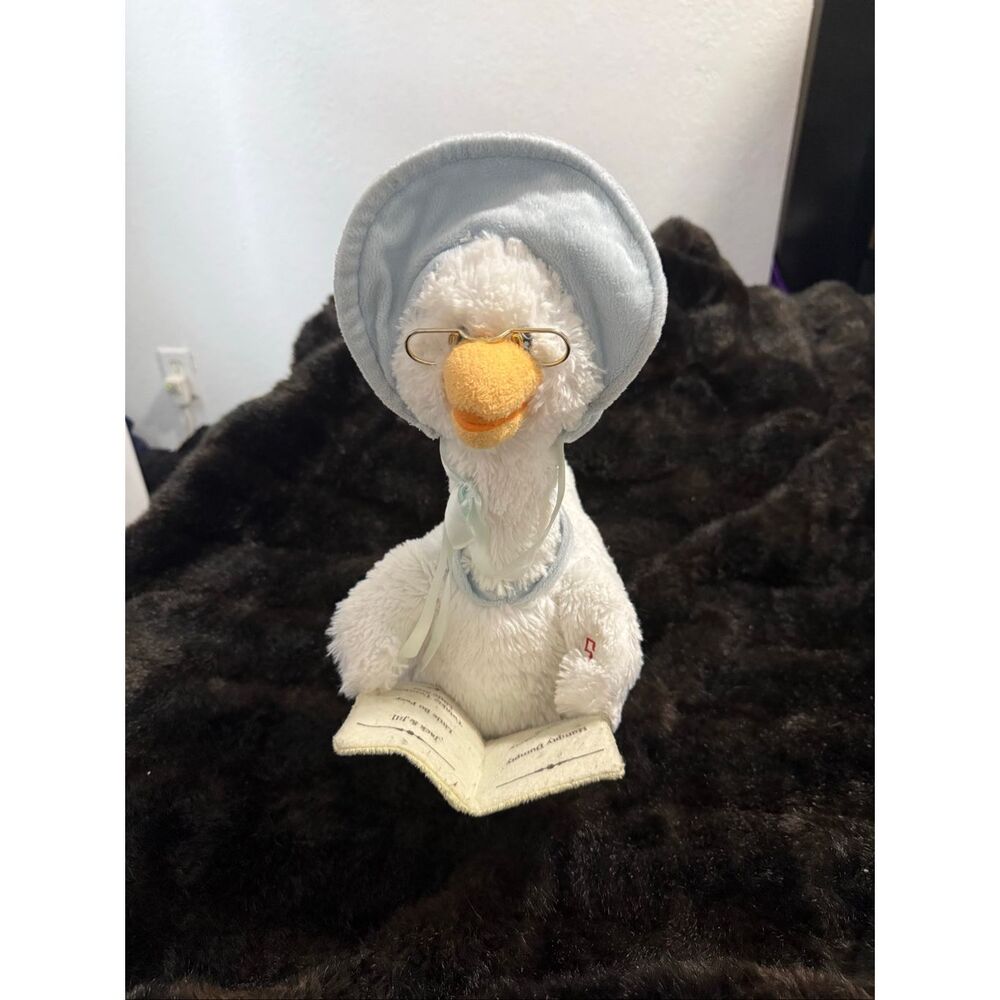 Mother Goose Animated Story Telling Nursery Rhymes Plush LTD commodities